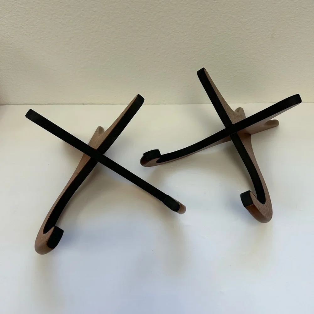 Kala Stand Out Foam Mahogany Ukulele Stand/set of 2 / both beautiful